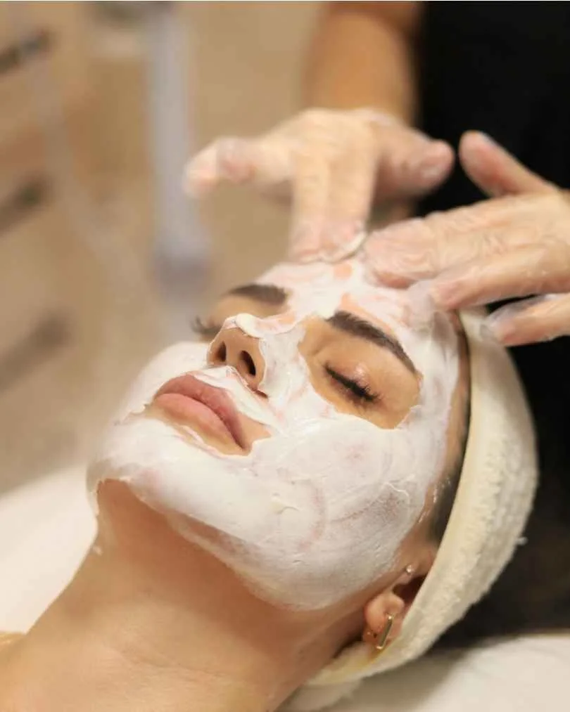 Limpieza facial profunda en Barcelona