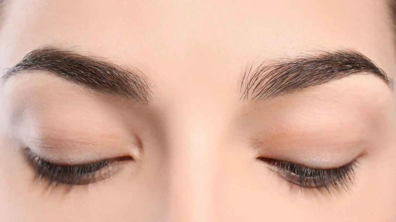 Microblading vs microshading en las cejas
